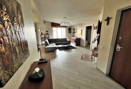 "Elegante appartamento mansardato in vendita ad Orta di Atella: un'opportunità unica!" 🌟🏠