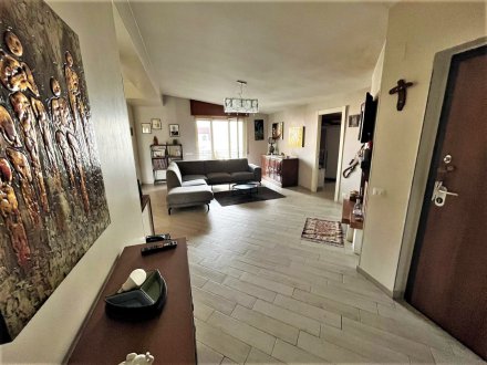 "Elegante appartamento mansardato in vendita ad Orta di Atella: un'opportunità unica!" 🌟🏠